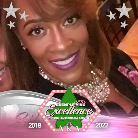 Meet your Posher, Fefe - Picture 1 of 1